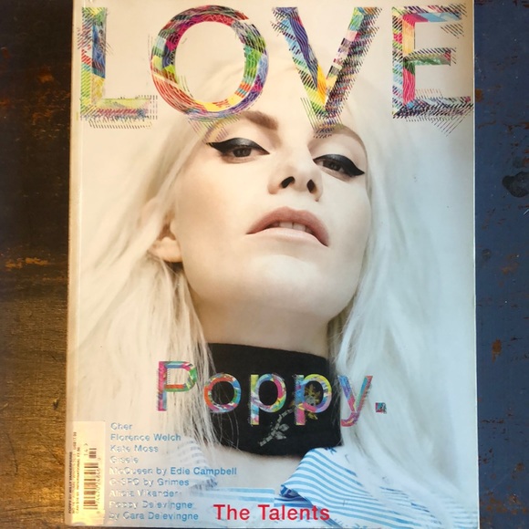 LOVE Magazine Editions 13-18 - Picture 4 of 8